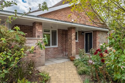 8 Town Close, Holt: A detached, spacious bungalow with parking for two cars
