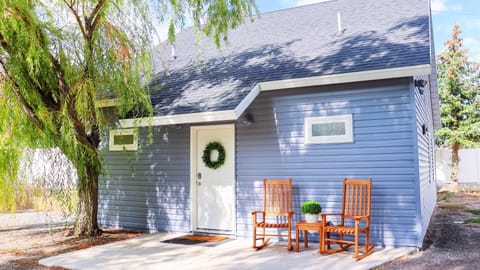 Welcome to the Cottage!