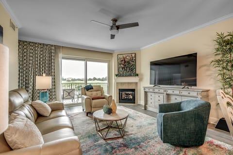 Welcome to The Marina 4-303!