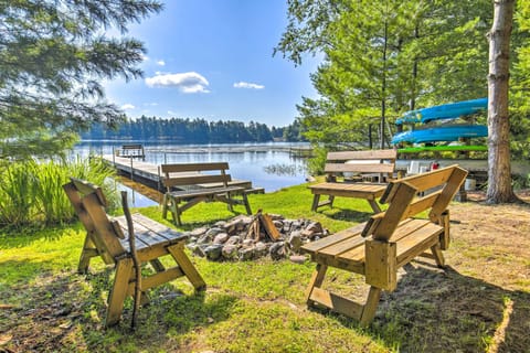 Woodruff Vacation Rental | 3BR | 2BA | 1,800 Sq Ft | Half-Step to Access