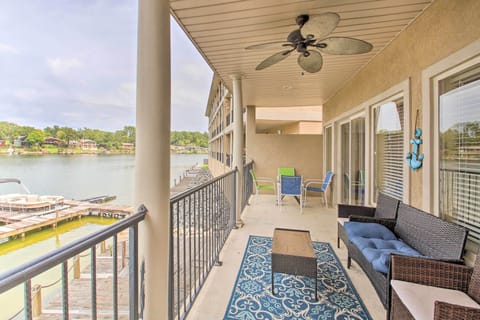 Hot Springs Vacation Rental | 2BR | 2BA | 1,350 Sq Ft | 2 Steps Required