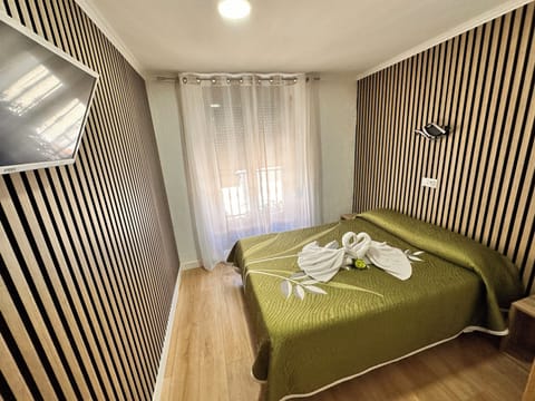 Double Room | In-room safe, individually decorated, desk, laptop workspace