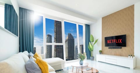 Deluxe Apartment, 1 Queen Bed with Sofa bed, Non Smoking, City View | Living room | 55-inch Smart TV with cable channels, TV