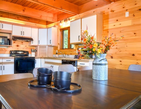 Fully equipped kitchen stocked with everything you need. Keurig and drip coffee 