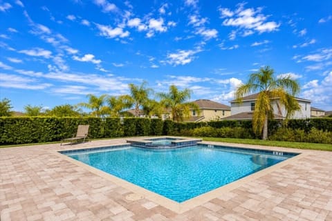 7709Pool2