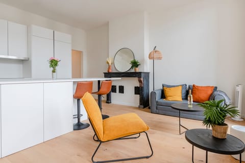 Deluxe Apartment | Living area