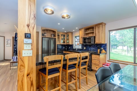 Kitchen - Main Level