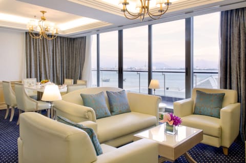 Royal Suite | Living room | LCD TV