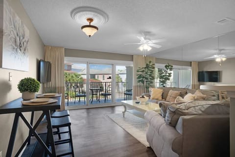 Cozy Condo 