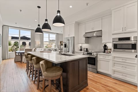Lissner | Private kitchen | Full-size fridge, microwave, dishwasher, coffee/tea maker