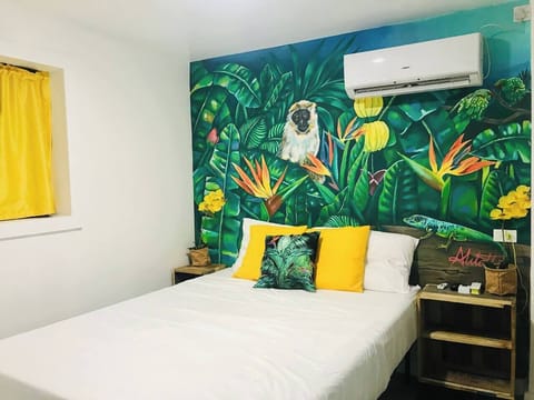 Bedroom - Queen Bed
