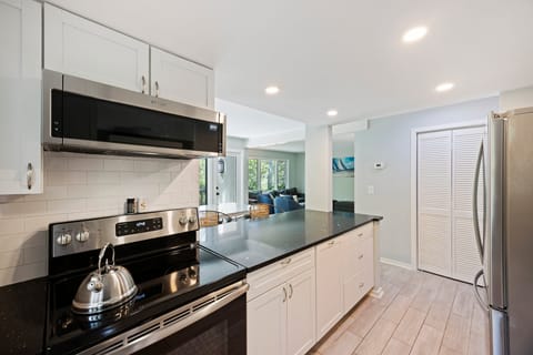 Fully-equipped kitchen