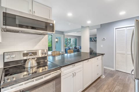 Modern coastal villa!