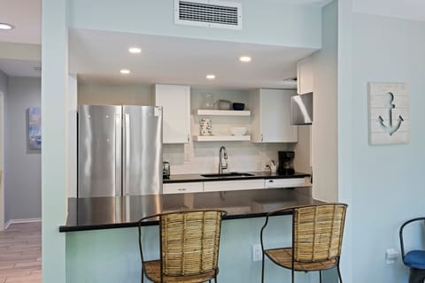 Fully-equipped kitchen