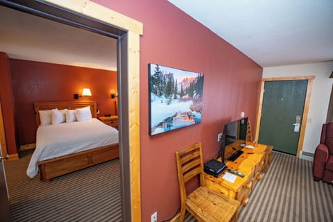 Junior Suite, 2 Queen Beds, Kitchen (Not Pet Friendly) | Desk, iron/ironing board, rollaway beds, free WiFi