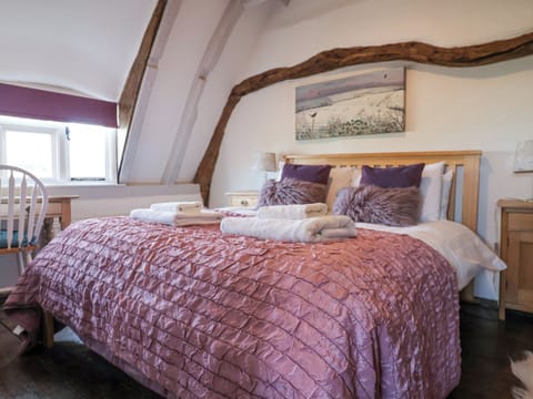 Cottage | 3 bedrooms, individually decorated, individually furnished, free WiFi