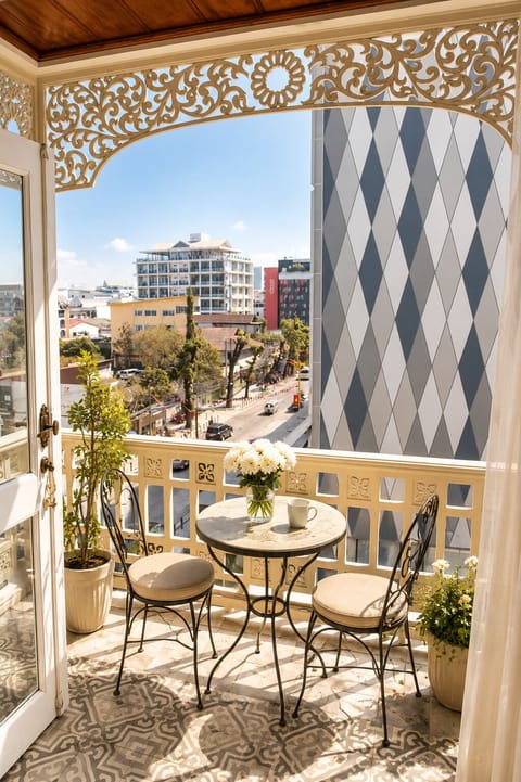 Heritage Premier Room with Balcony | Balcony view