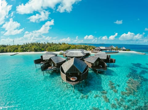 Couples treatment rooms, sauna, hot tub, steam room, Turkish bath