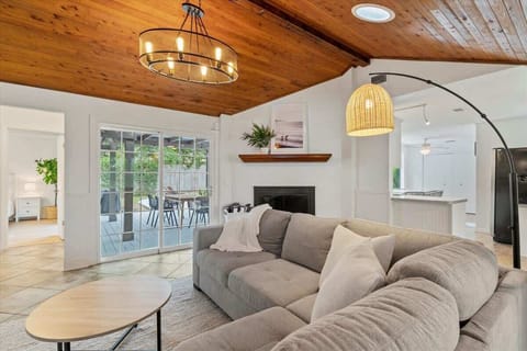 Sleeper Sofa pull out