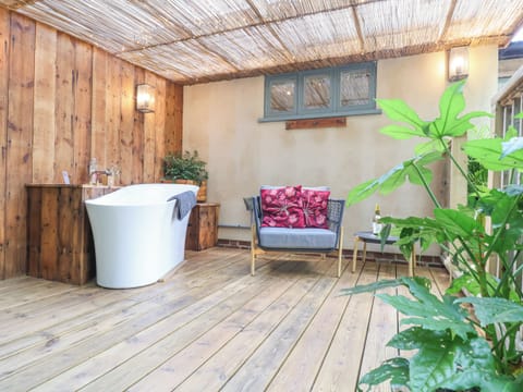 Cottage | Spa