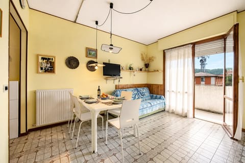 Living and dining room