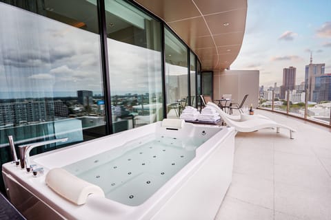 Valia Suite | City view