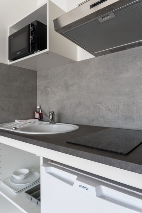 Comfort Studio, Kitchenette | Private kitchenette