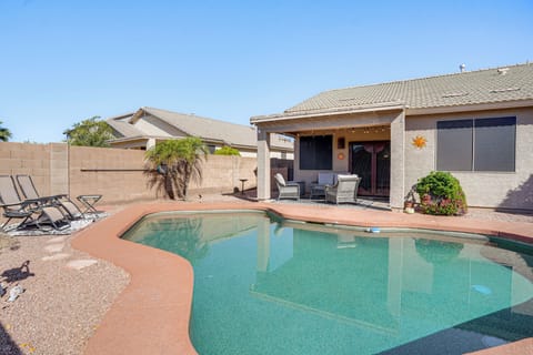 Avondale Vacation Rental | 3BR | 2BA | 1,691 Sq Ft | 1 Step Required for Access