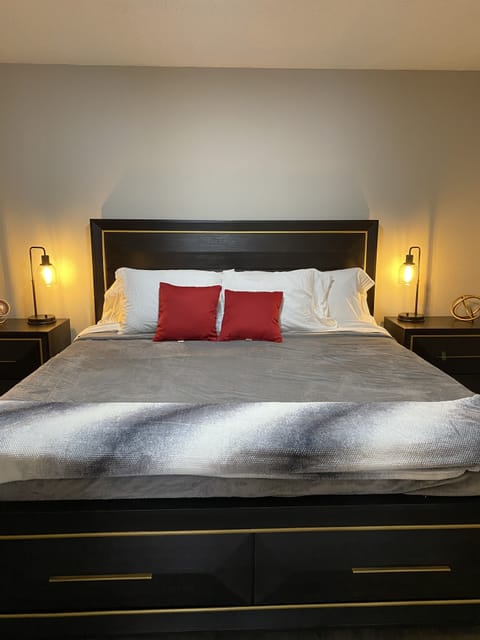 King size bed