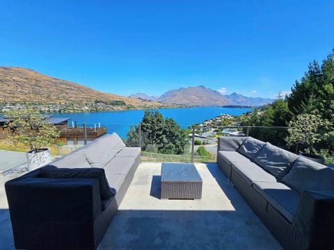 Spacious Deck with Stunning Views!