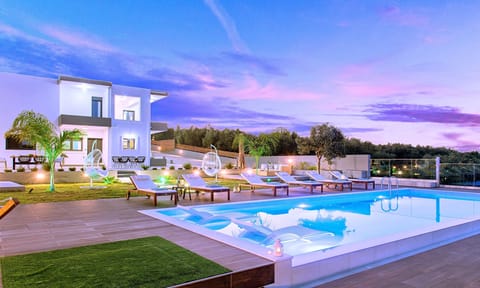 Stavento Suite | HotelPraxis Group