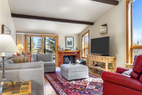 Living Room with Fireplace