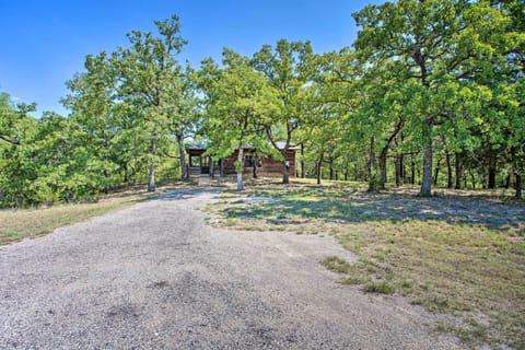 Davis Vacation Rental | 2BR | 1BA | 2 Steps to Enter | 670 Sq Ft