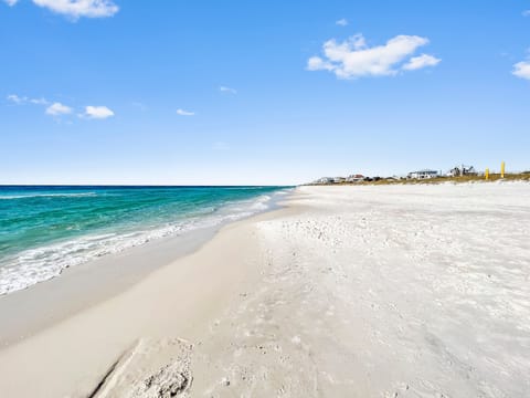 House, 1 Bedroom | Beach