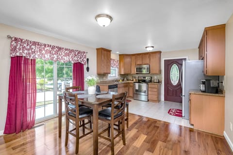 Dining Room / Kitchen