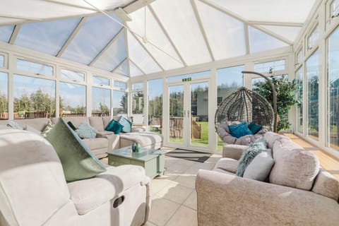 House, Hot Tub | 7 bedrooms, iron/ironing board, free cribs/infant beds, free WiFi