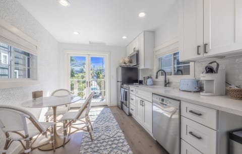 Welcome to our designer garden cottage in beautiful West Seattle!