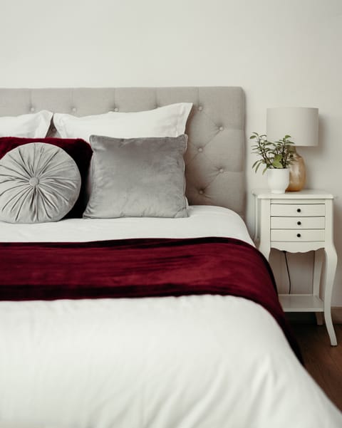 Deluxe Room | Premium bedding, individually furnished, desk, laptop workspace