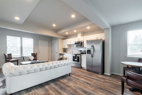 Open / entertainment style layout