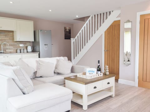 Living area | Brook View Cottage, Llanteg