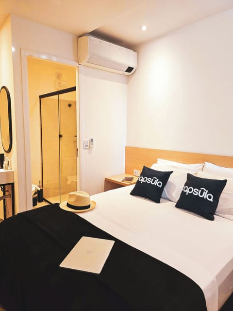 Suite Standard Casal | Blackout drapes, iron/ironing board, free WiFi