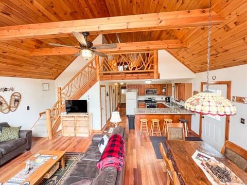 Living/Dining Room | Electric Fireplace