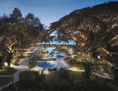2 outdoor pools, pool umbrellas, sun loungers