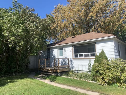 Exterior of bungalow & entrance.