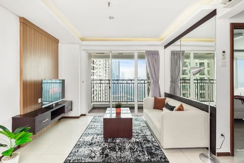 Apartment, 2 Bedrooms | Living area | TV