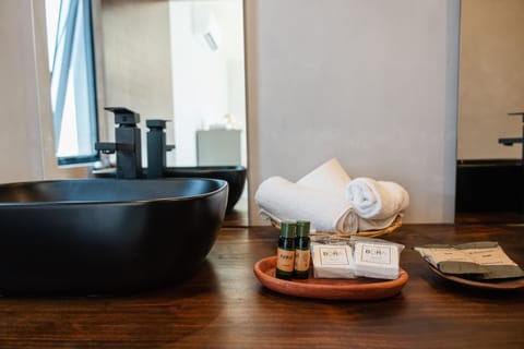 Shower, rainfall showerhead, hair dryer, heated floors