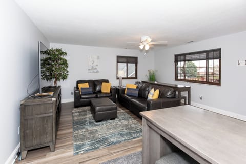 346Main0425_0051