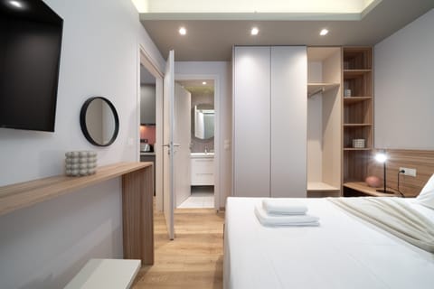 Superior Loft | Hypo-allergenic bedding, individually decorated, individually furnished
