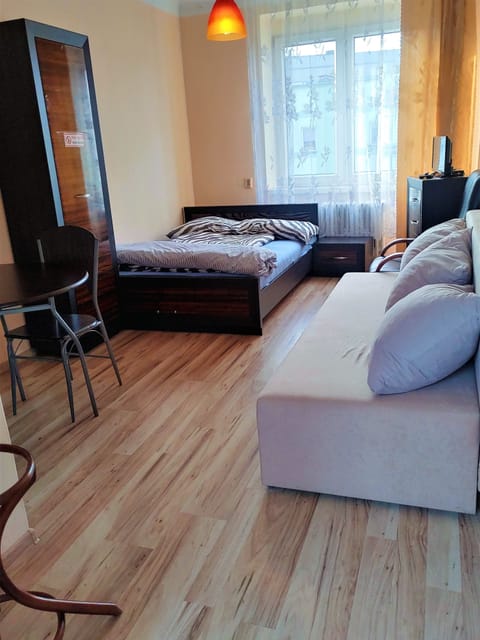 Classic Double or Twin Room | Individually decorated, individually furnished, free WiFi, bed sheets