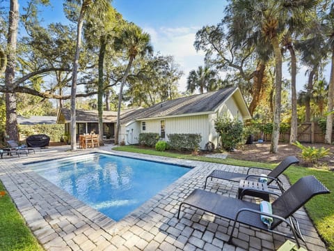 15 Mallard Road in North Forest Beach
